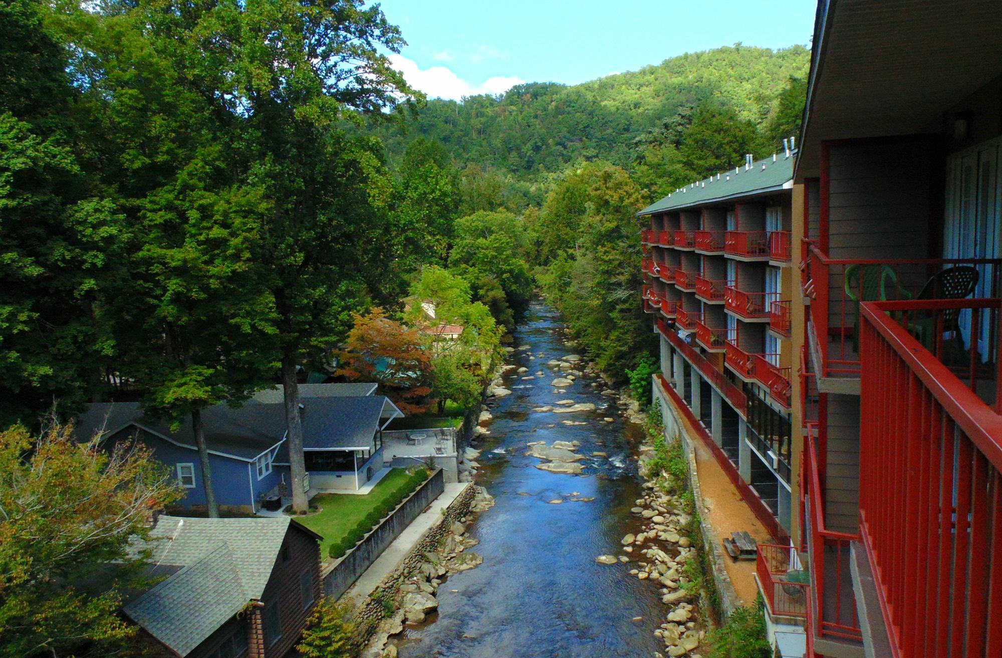Baymont By Wyndham Gatlinburg On The River Dış mekan fotoğraf